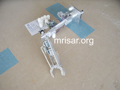 MRISAR's 5 Finger Robotic Arm exhibit kits.
