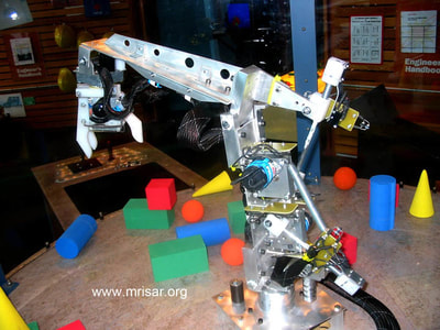 MRISAR's 3 Finger Robot Arm kit after installation at the Imagination Station in Ohio.
