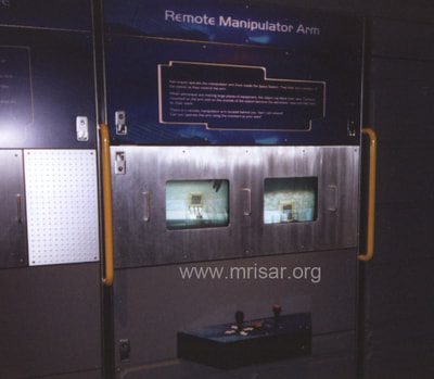MRISAR’s Custom Teleoperated Robotic Arm Kit that was incorporated into exhibit cases at the St. Louis Science Center.