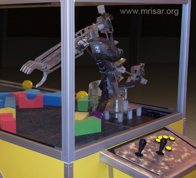 Dual Combo 3 & 5 Finger Robotic Arm Exhibit