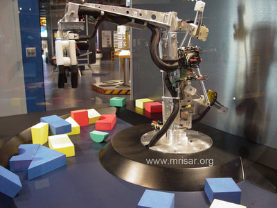 MRISAR's 3 Finger Robot Arm kit after installation.